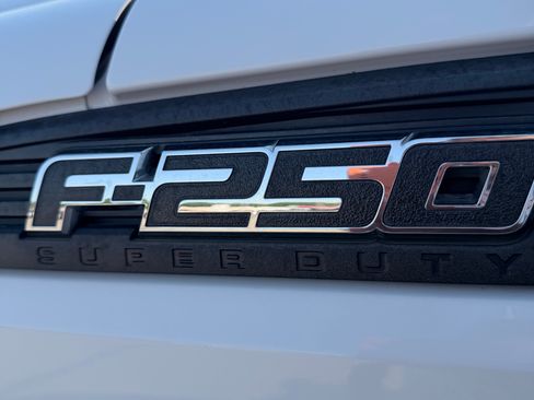 Used 2015 Ford F250 XL RWD image 12