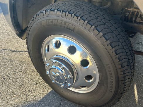 Used 2012 RAM 3500 Laramie w/ Cold Weather Group image 13