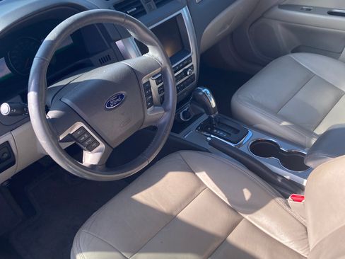 Used 2010 Ford Fusion Hybrid FWD image 5