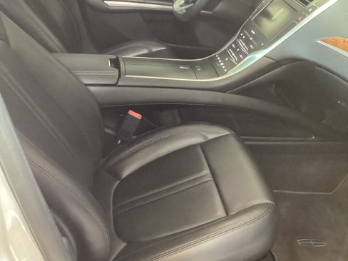 Used 2016 Lincoln MKZ Hybrid FWD image 15