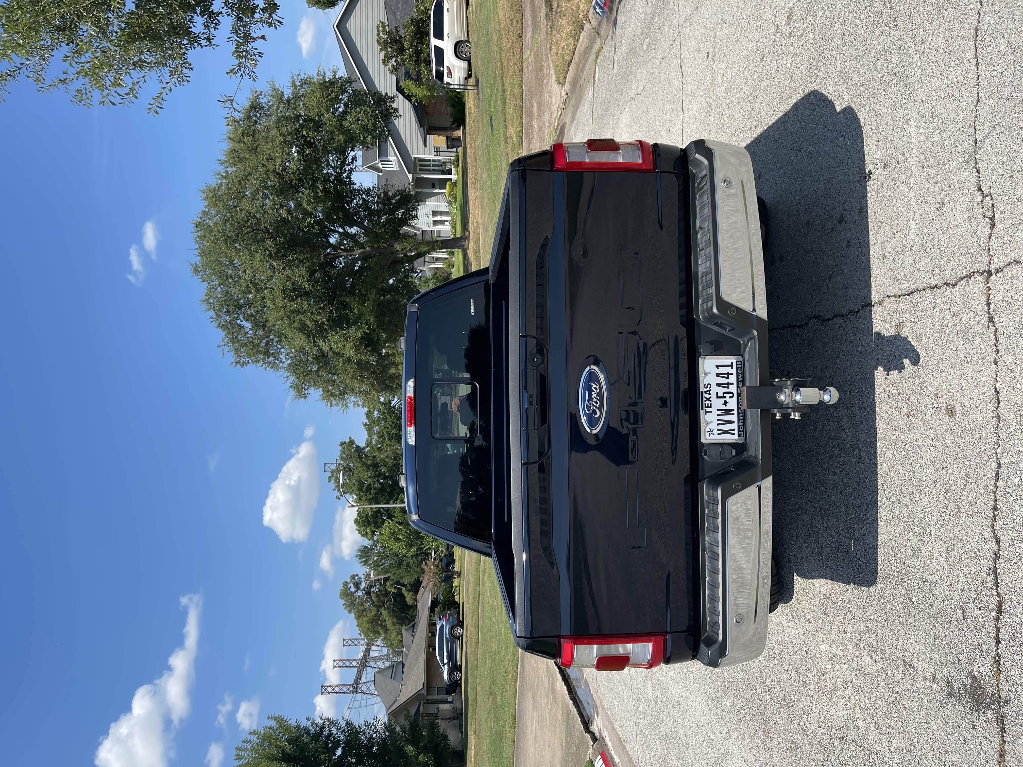 Used 2021 Ford F150 Lariat RWD image 5