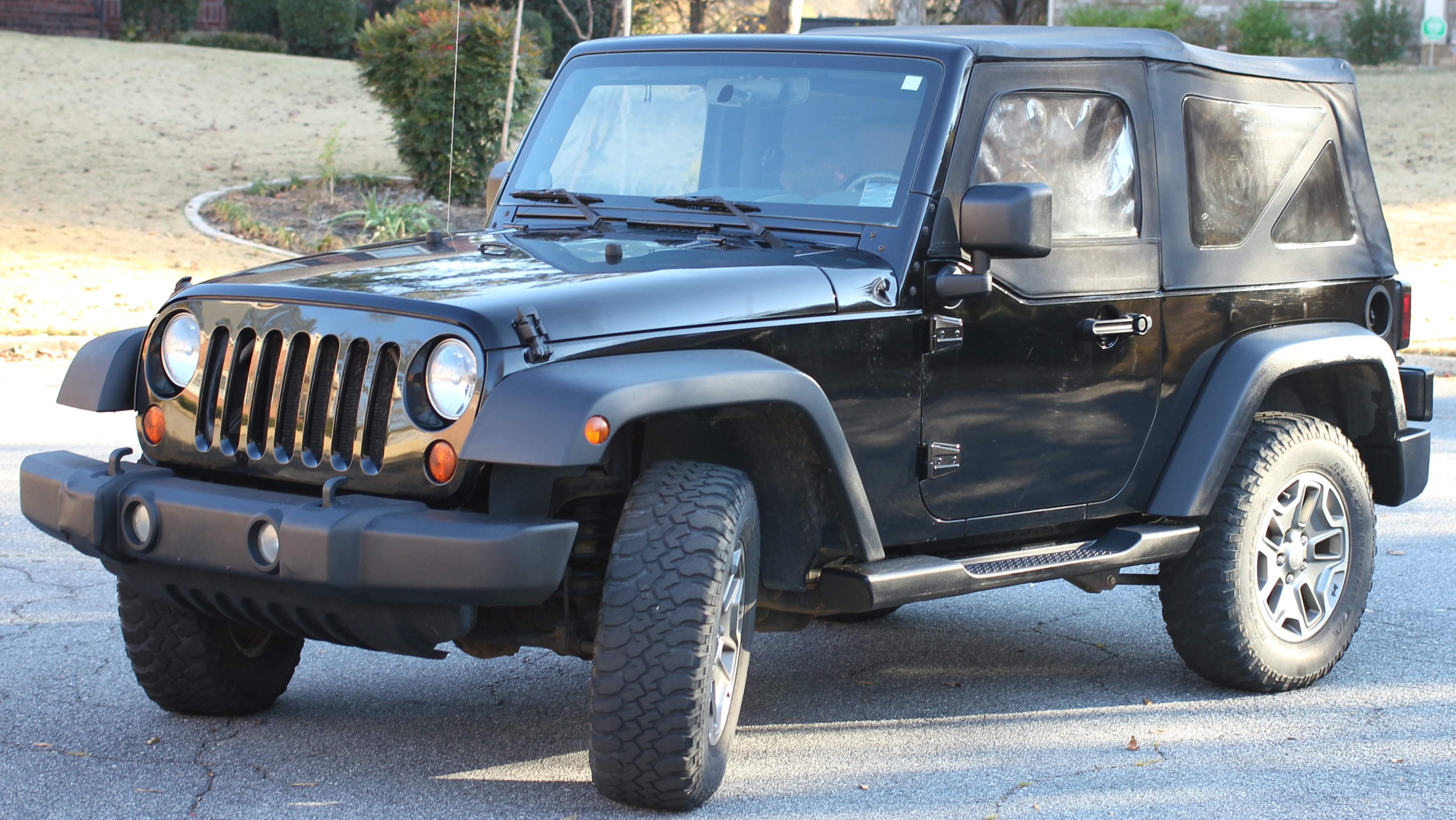 Used 2009 Jeep Wrangler X AWD/4WD image 1