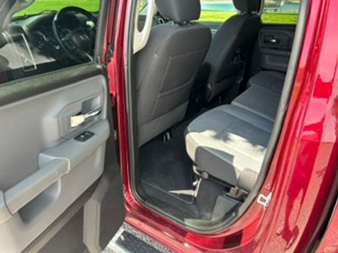 Used 2022 RAM 1500 Classic SLT w/ Electronics Convenience Group AWD/4WD image 11