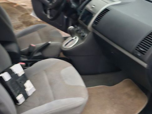 Used 2011 Nissan Sentra 2.0 SL w/ SL Special Value Pkg image 8