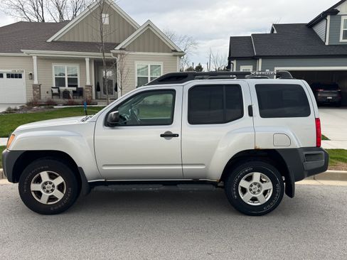 Used 2007 Nissan Xterra S w/ Utility Pkg image 1