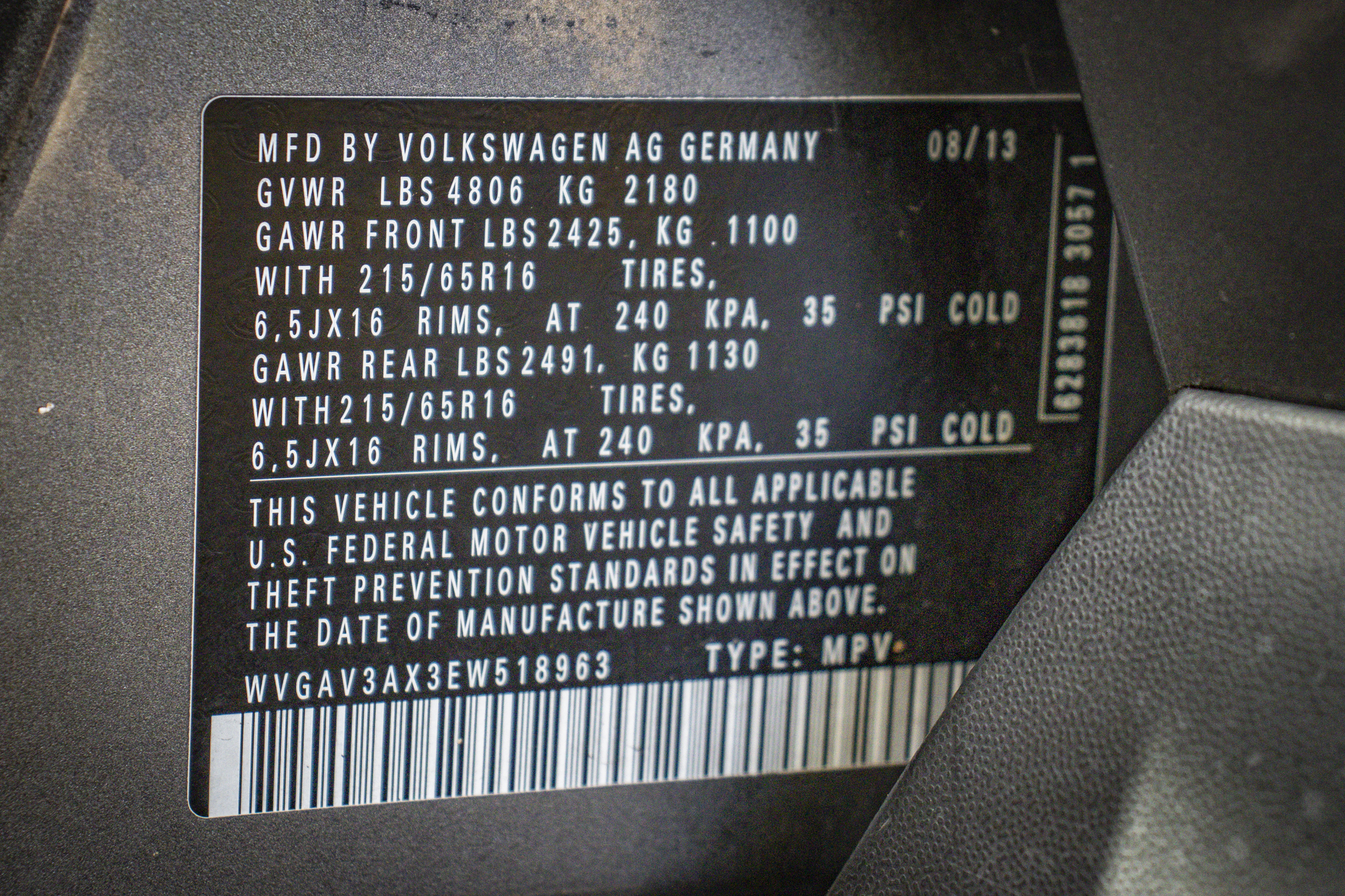 Used 2014 Volkswagen Tiguan S FWD image 32