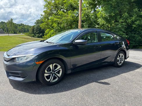 Used 2018 Honda Civic LX image 12