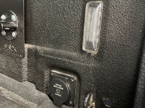 Used 2020 Jeep Gladiator Rubicon AWD/4WD image 12