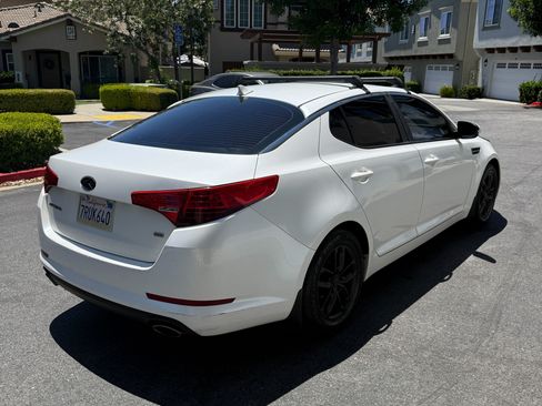 Used 2013 Kia Optima LX FWD image 8