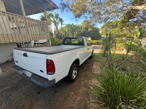 Used 2004 Ford F150 XL image 8