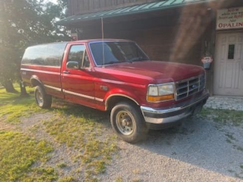 Used 1996 Ford F150 Long Bed image 1