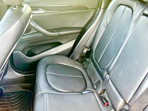 Used 2016 BMW X1 xDrive28i image 8