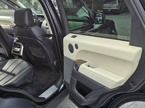 Used 2015 Land Rover Range Rover Sport Supercharged image 25