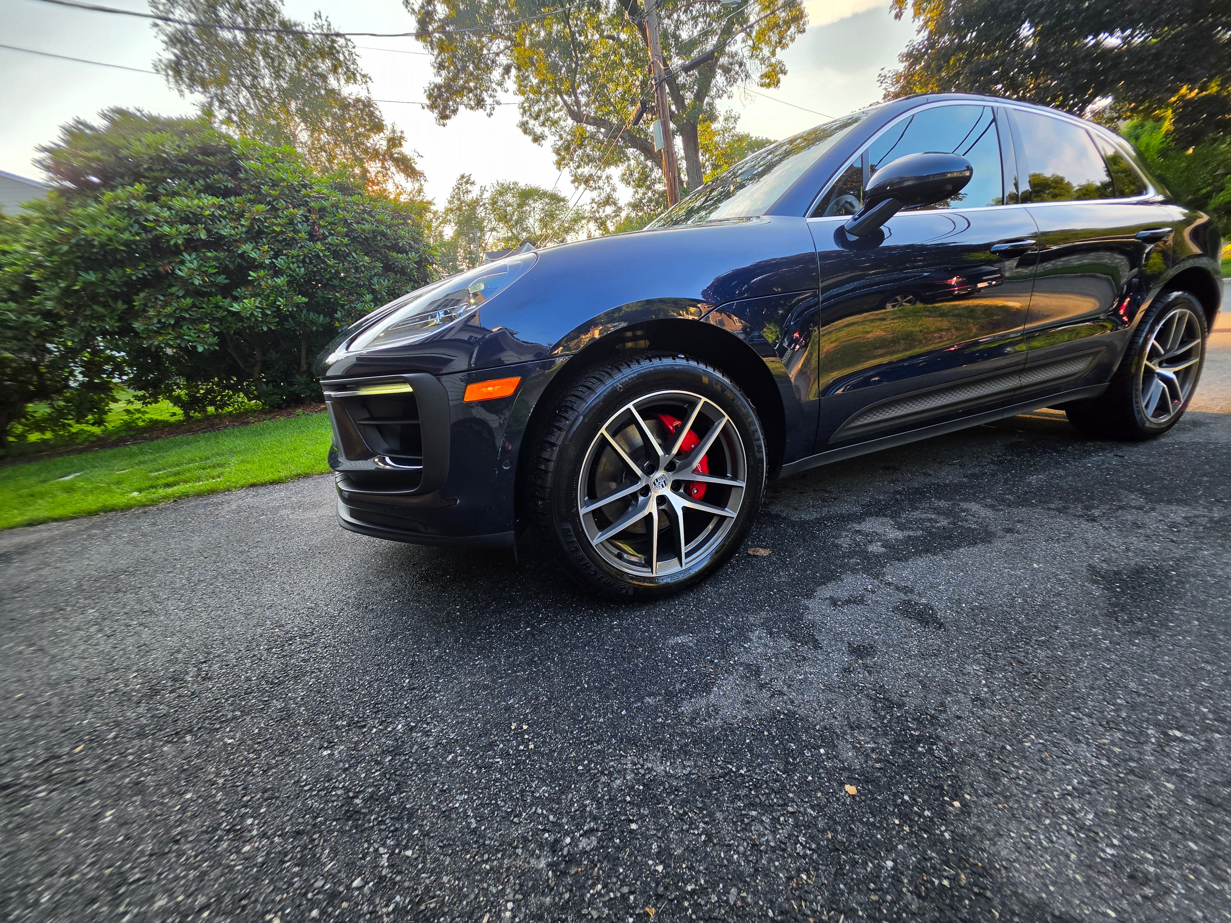 Used 2023 Porsche Macan S AWD/4WD image 17