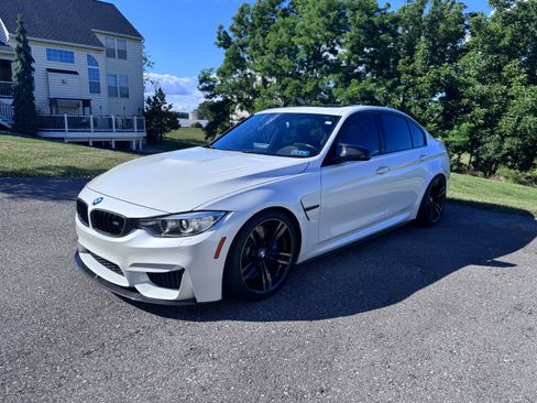 Used 2015 BMW M3 RWD image 2