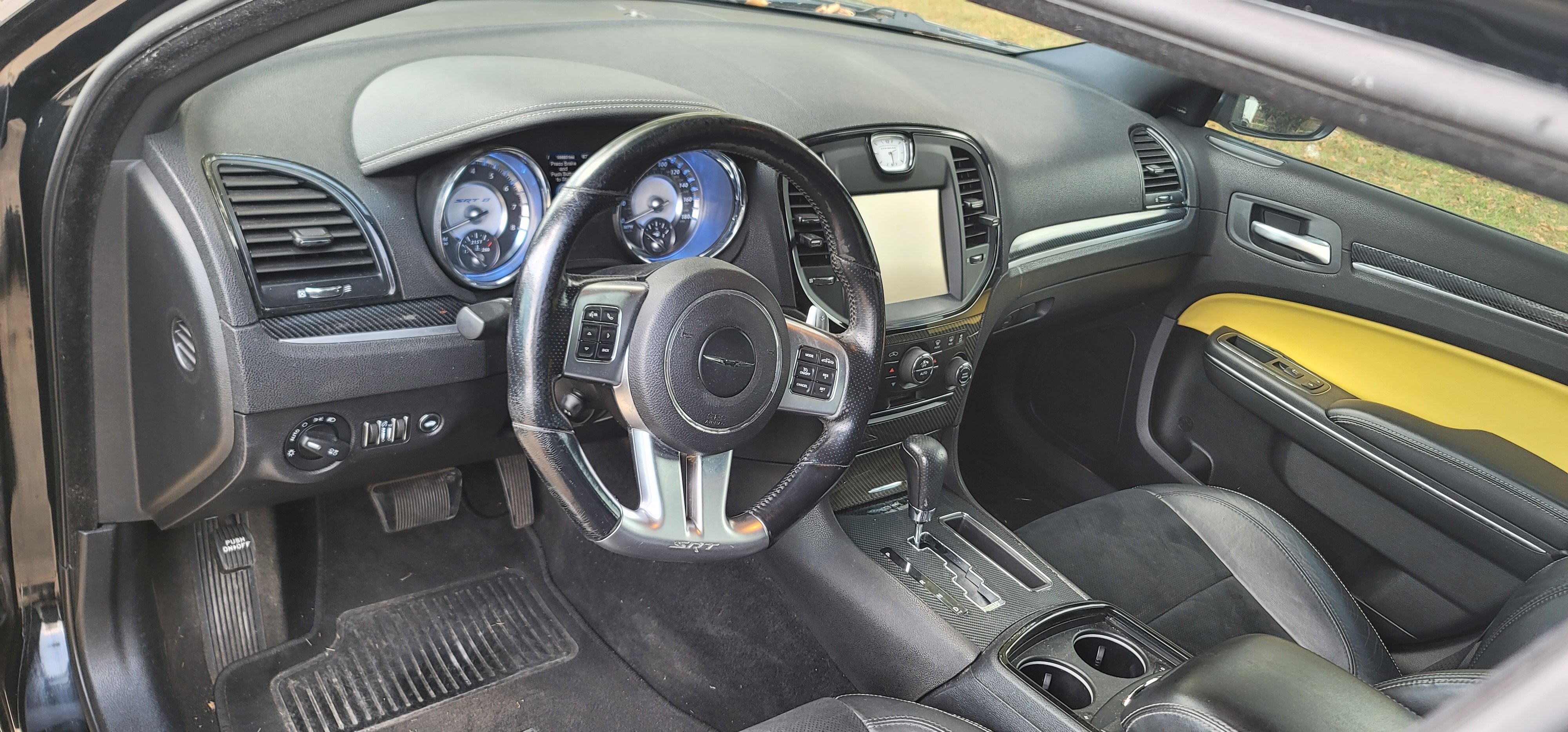 Used 2012 Chrysler 300 SRT8 w/ 19-Premium Speaker Group RWD image 11