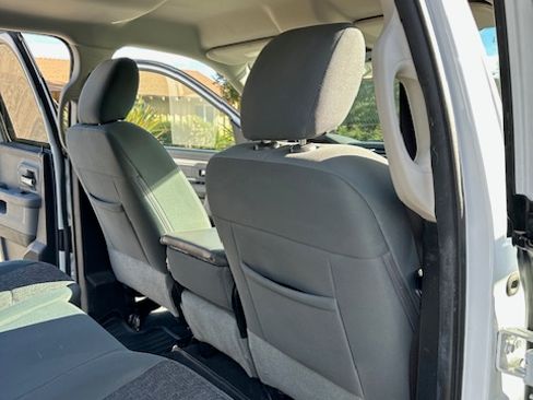 Used 2016 RAM 1500 Big Horn image 9