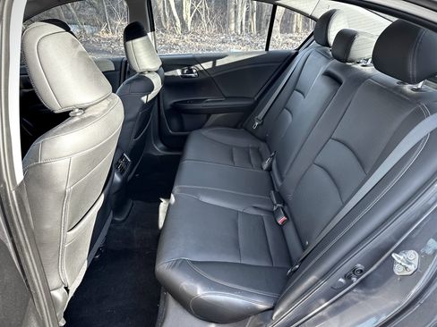 Used 2015 Honda Accord EX-L image 10