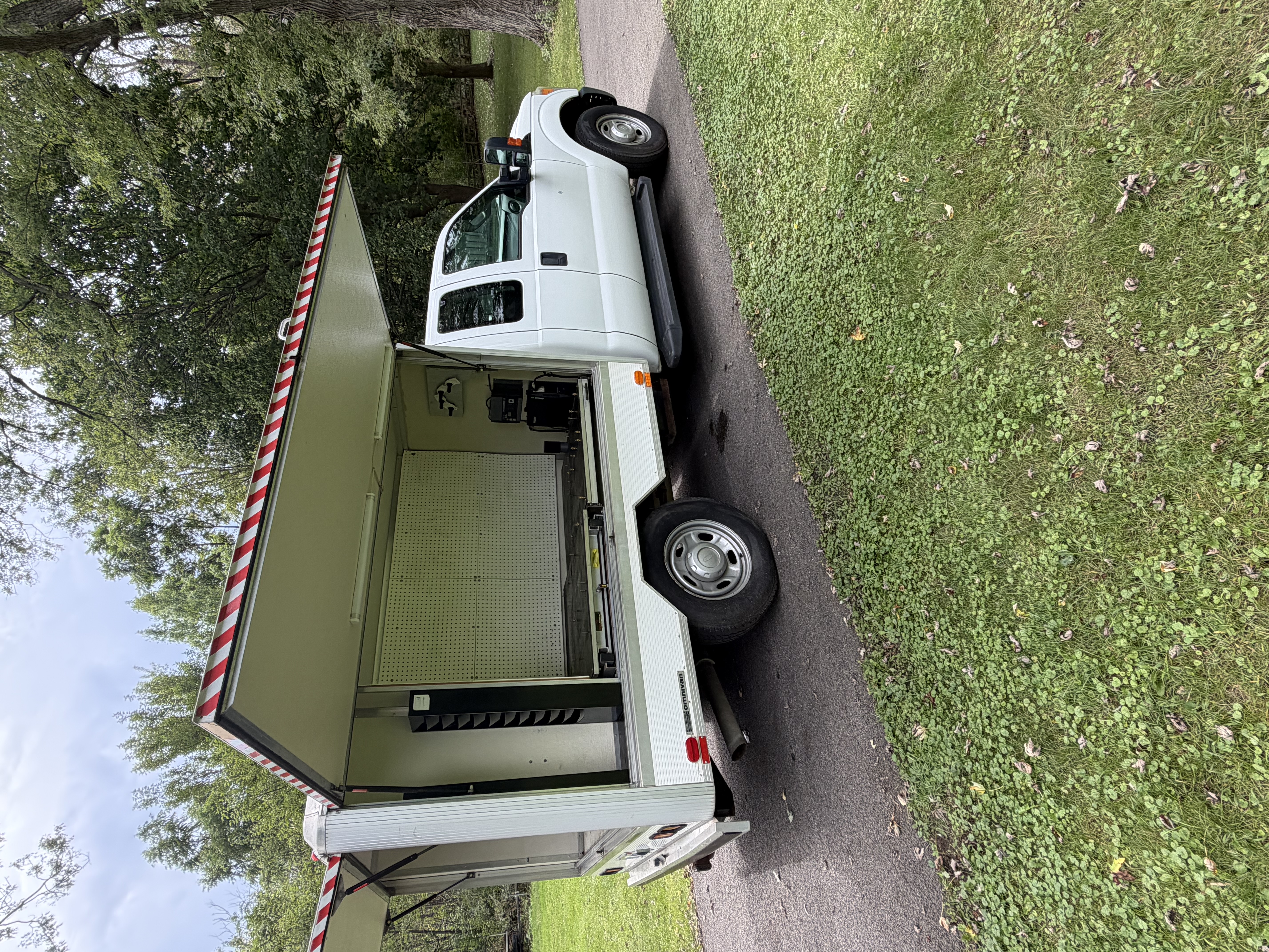 Used 2011 Ford F350 XL w/ PWR Equipment Group RWD image 5