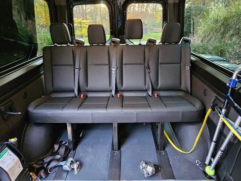 Used 2022 Mercedes-Benz Sprinter 2500 image 20