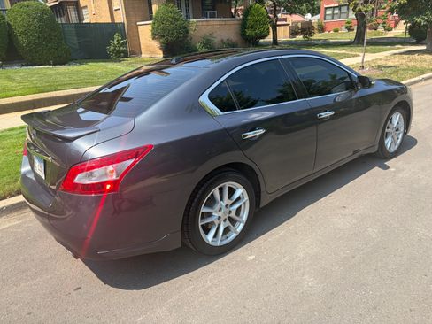 Used 2011 Nissan Maxima 3.5 SV w/ Premium Pkg FWD image 4