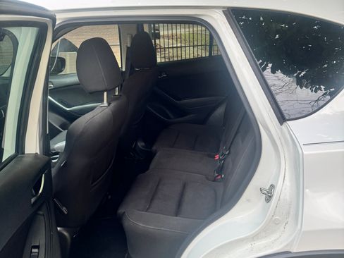 Used 2016 MAZDA CX-5 Touring image 4