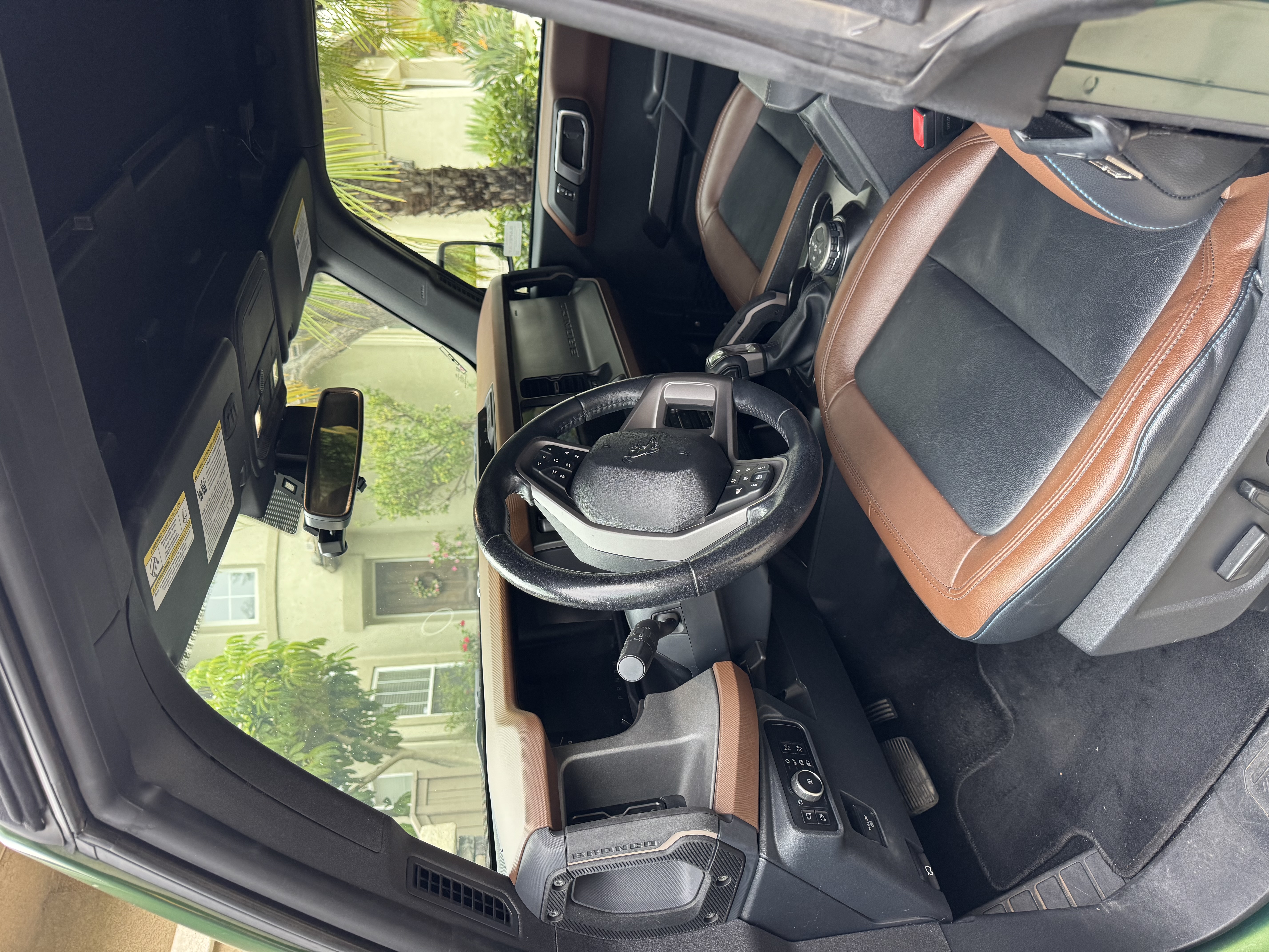 Used 2024 Ford Bronco Outer Banks AWD/4WD image 5