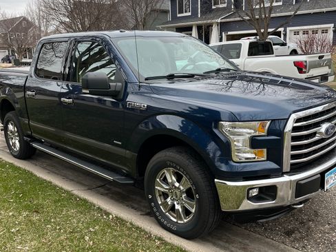 Used 2015 Ford F150 XLT w/ Equipment Group 302A Luxury image 4