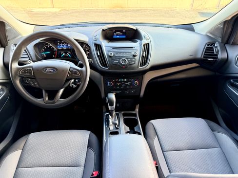 Used 2018 Ford Escape SE FWD image 12