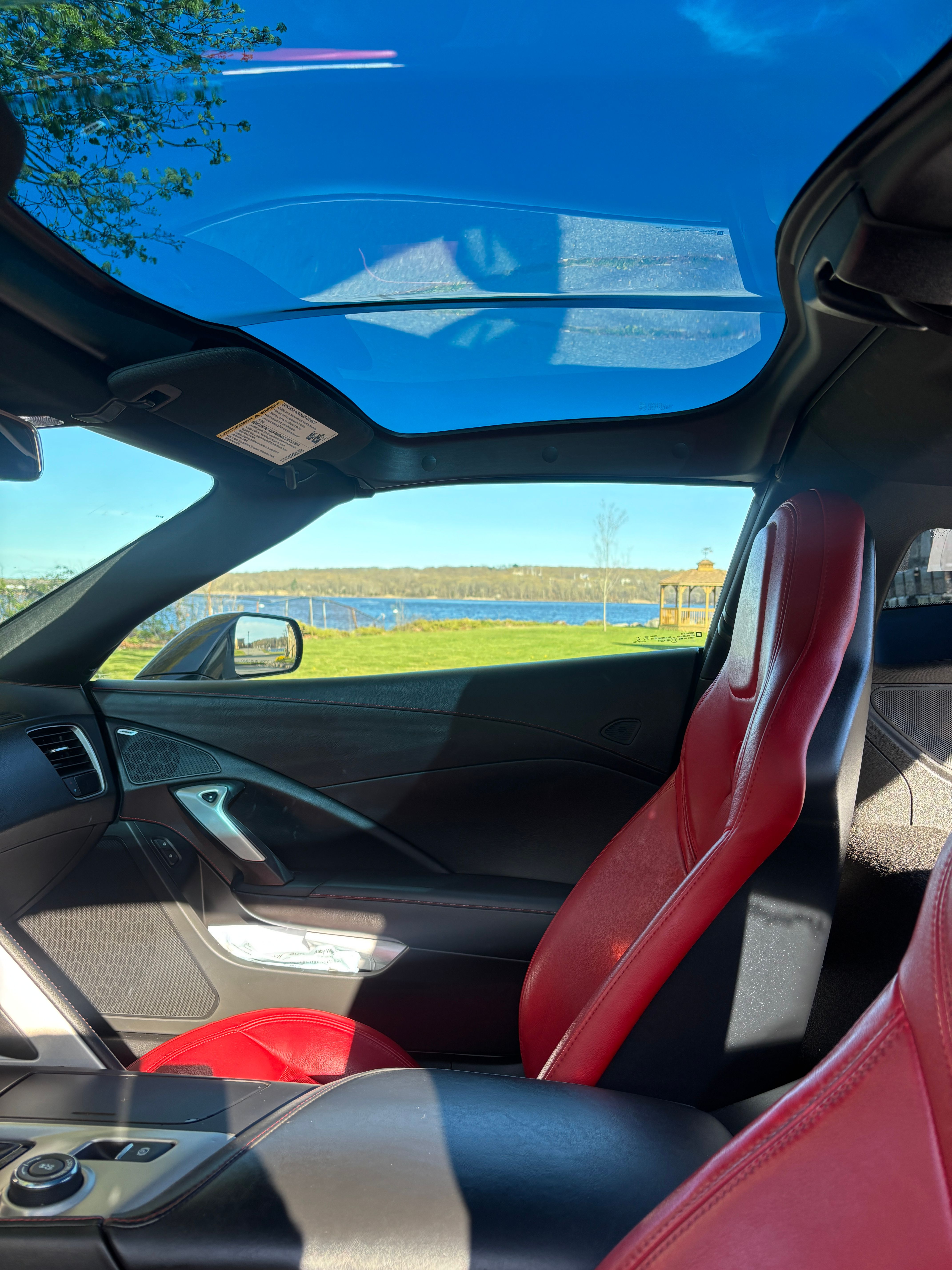 Used 2019 Chevrolet Corvette Z06 RWD image 12
