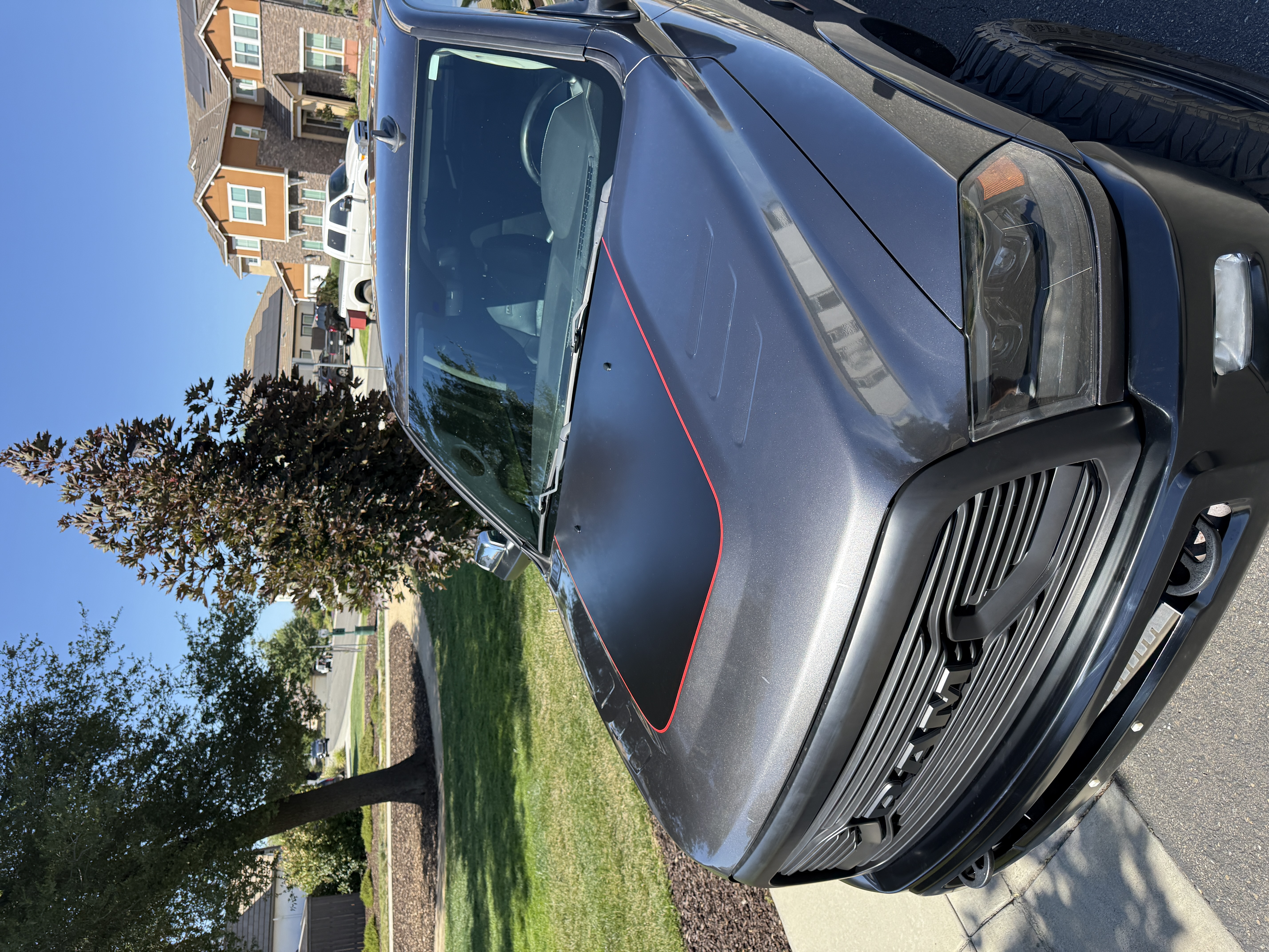 Used 2015 RAM 2500 Laramie AWD/4WD image 1