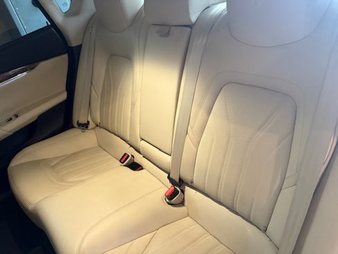 Used 2017 Maserati Quattroporte S GranLusso image 11