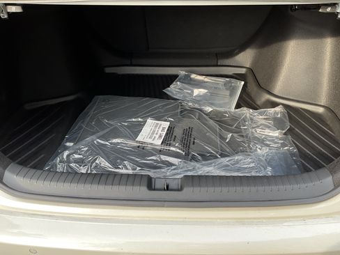 Used 2025 Honda Accord Touring image 16