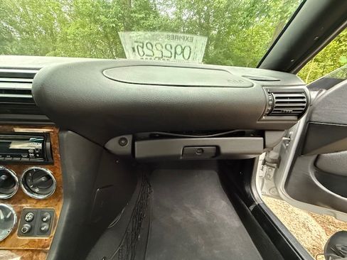 Used 2001 BMW Z3 3.0i image 23