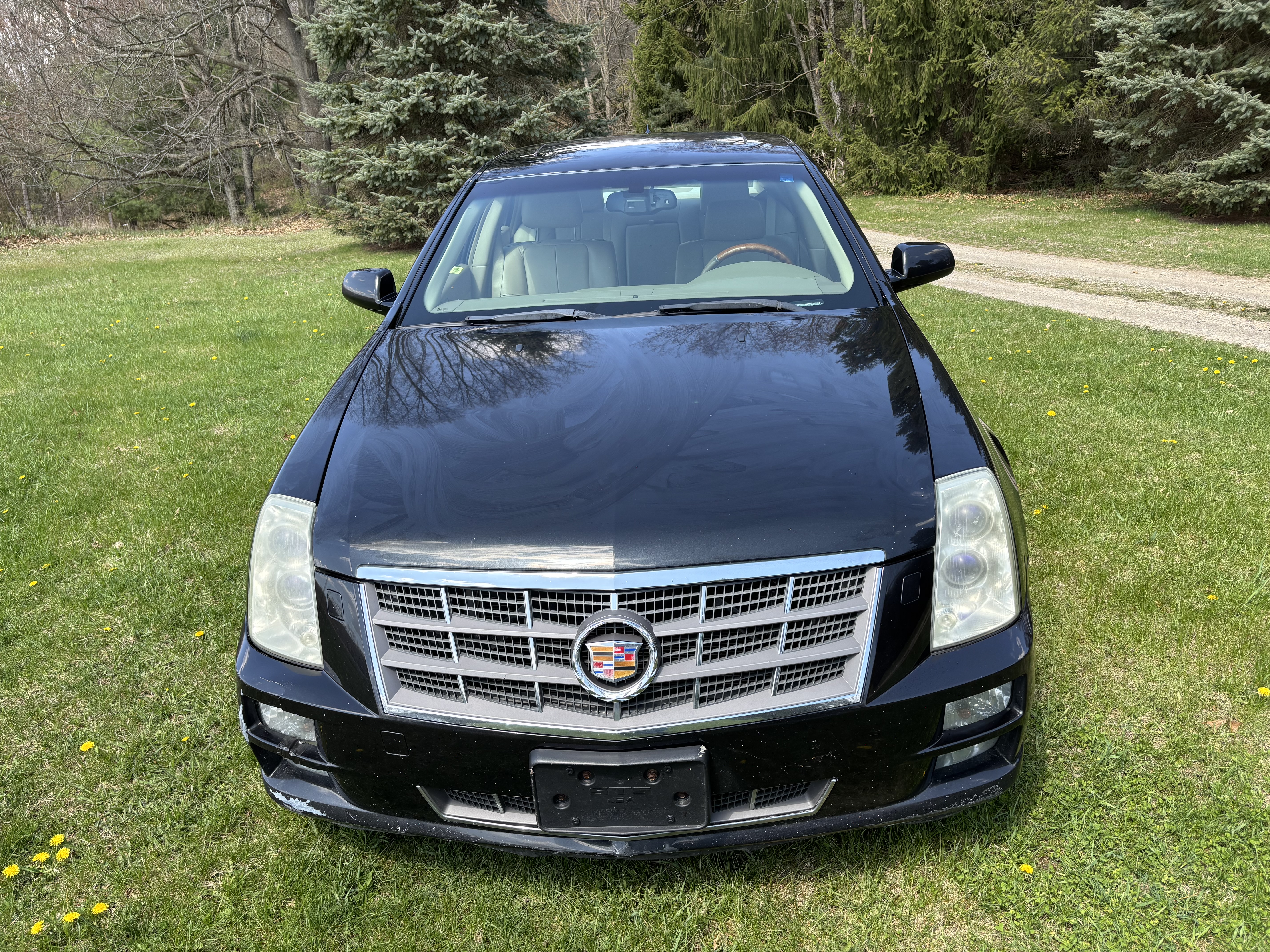 Used 2011 Cadillac STS image 2