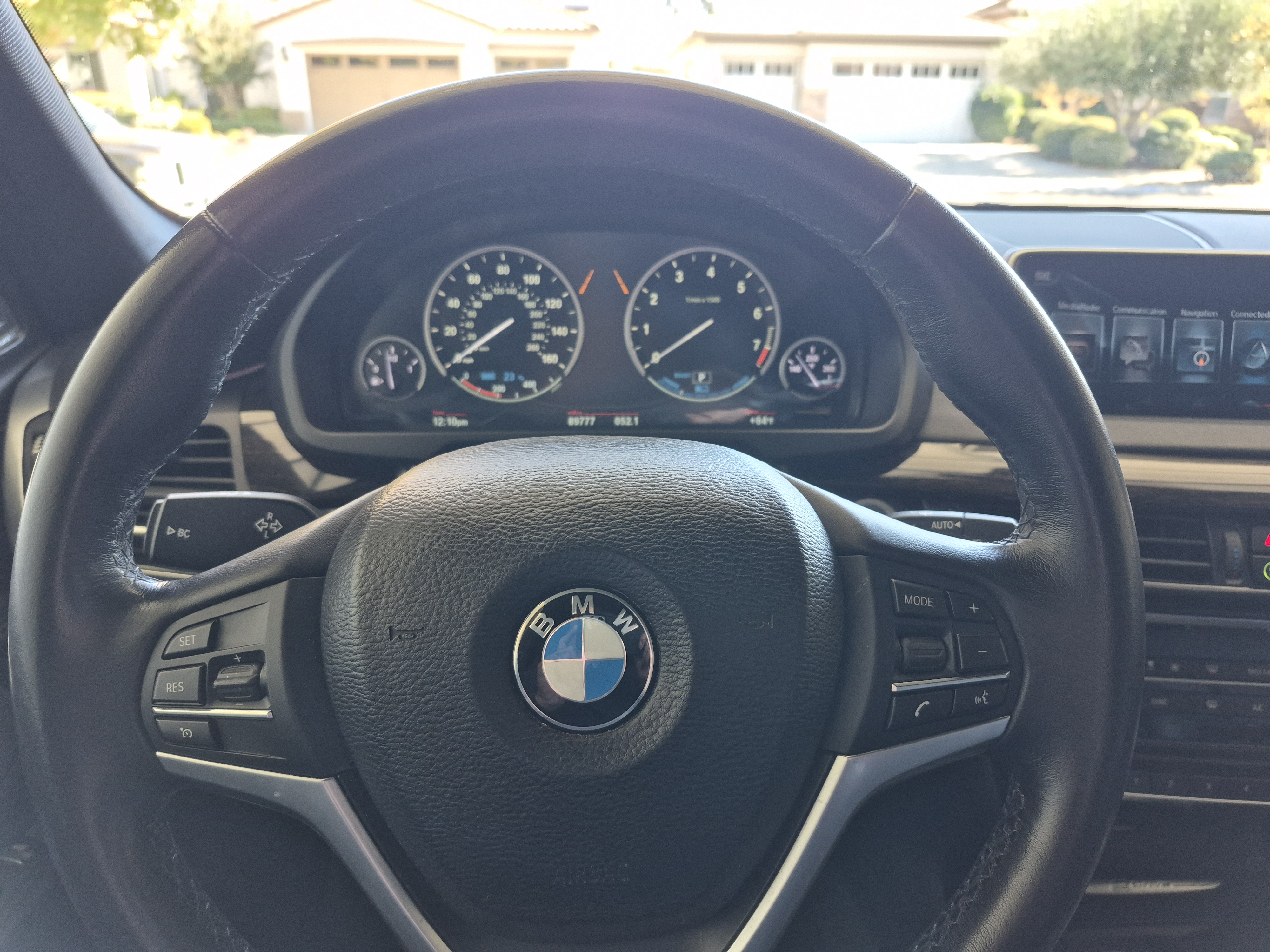 Used 2017 BMW X5 xDrive40e AWD/4WD image 8