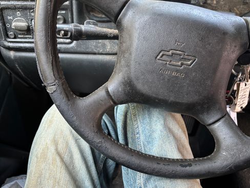 Used 2000 Chevrolet Silverado 1500 LS image 5