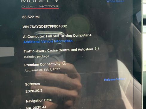 Used 2023 Tesla Model Y Performance AWD/4WD image 5