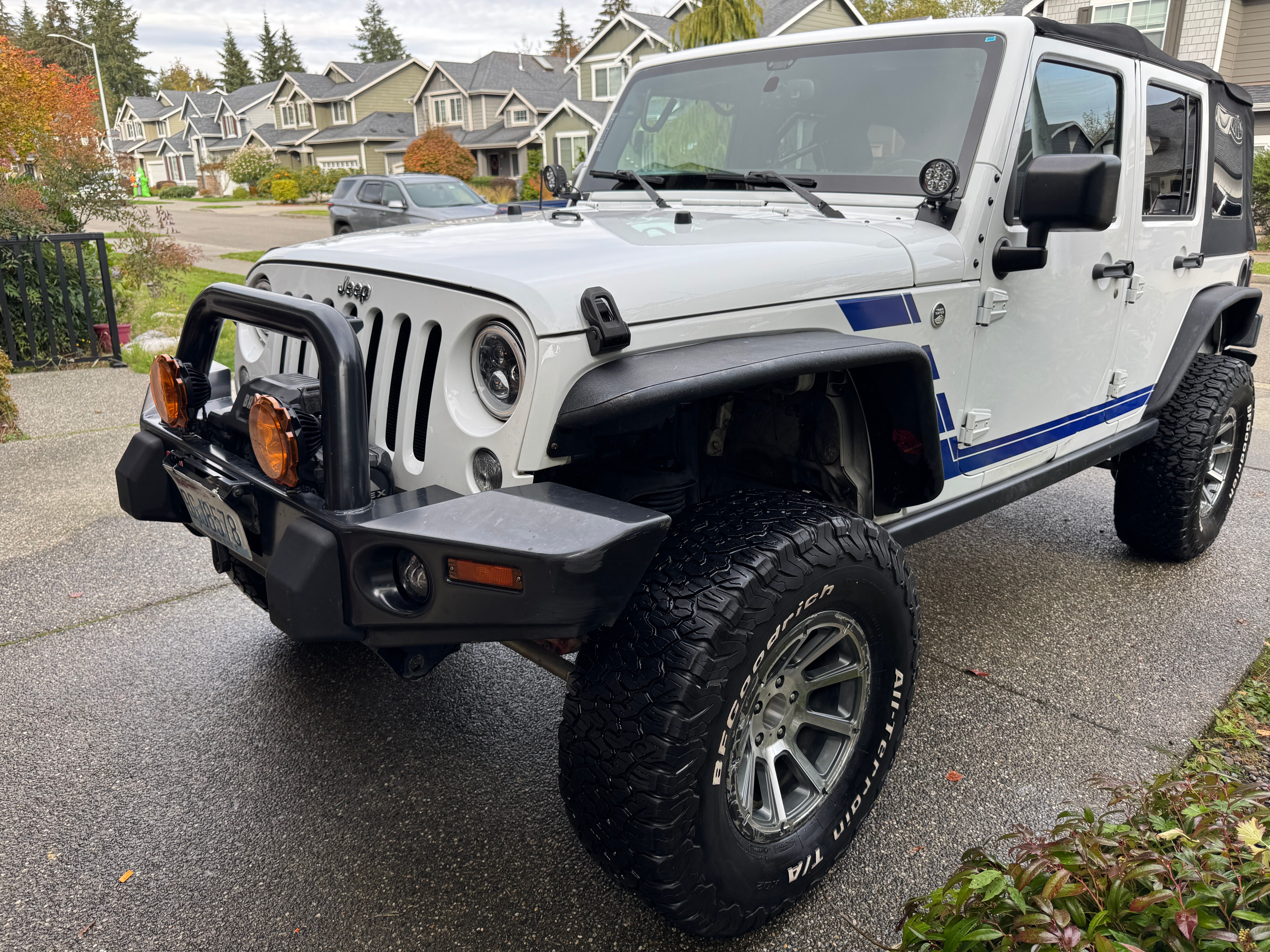 Used 2017 Jeep Wrangler Unlimited Sport w/ Quick Order Package 23S AWD/4WD image 2