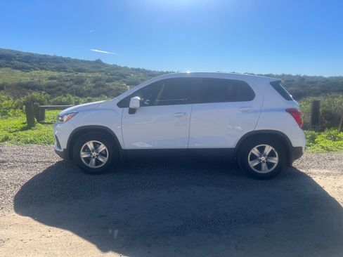 Used 2019 Chevrolet Trax LS w/ LPO, Protection Package image 5