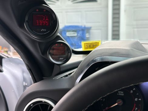 Used 2023 Chevrolet Camaro SS RWD image 11