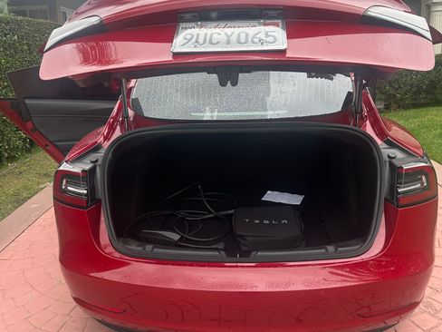 Used 2018 Tesla Model 3 Long Range image 16