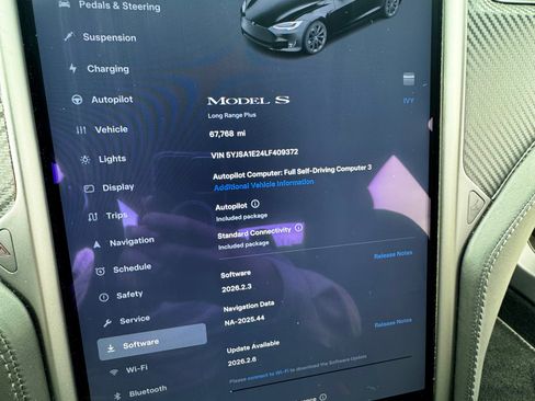 Used 2020 Tesla Model S Long Range Plus image 12