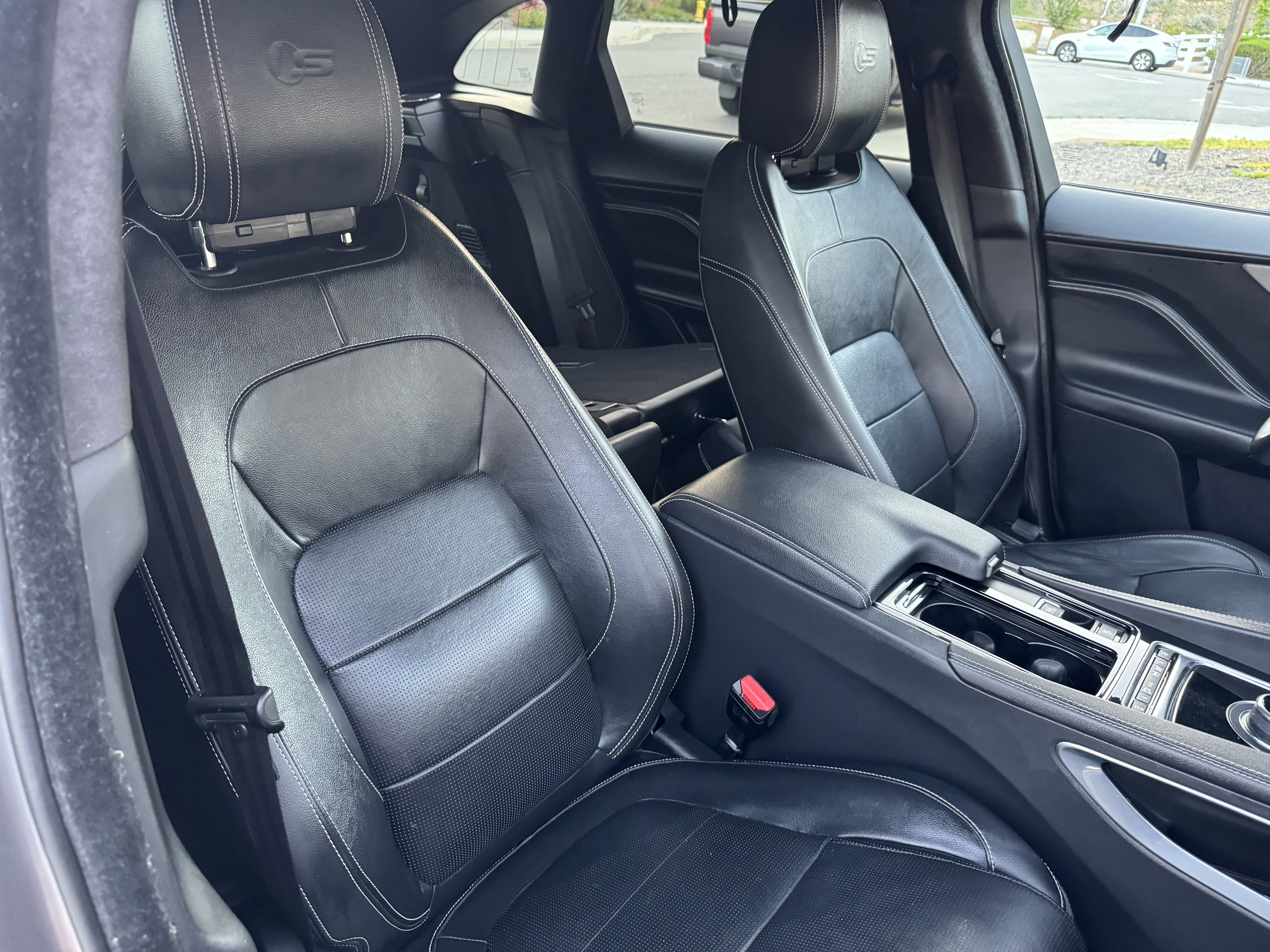 Used 2020 Jaguar F-PACE S AWD/4WD image 23