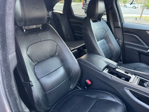 Used 2020 Jaguar F-PACE S AWD/4WD image 23