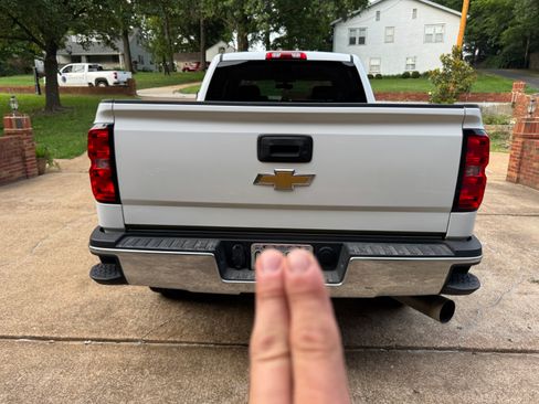 Used 2016 Chevrolet Silverado 2500 W/T w/ WT Convenience Package AWD/4WD image 5