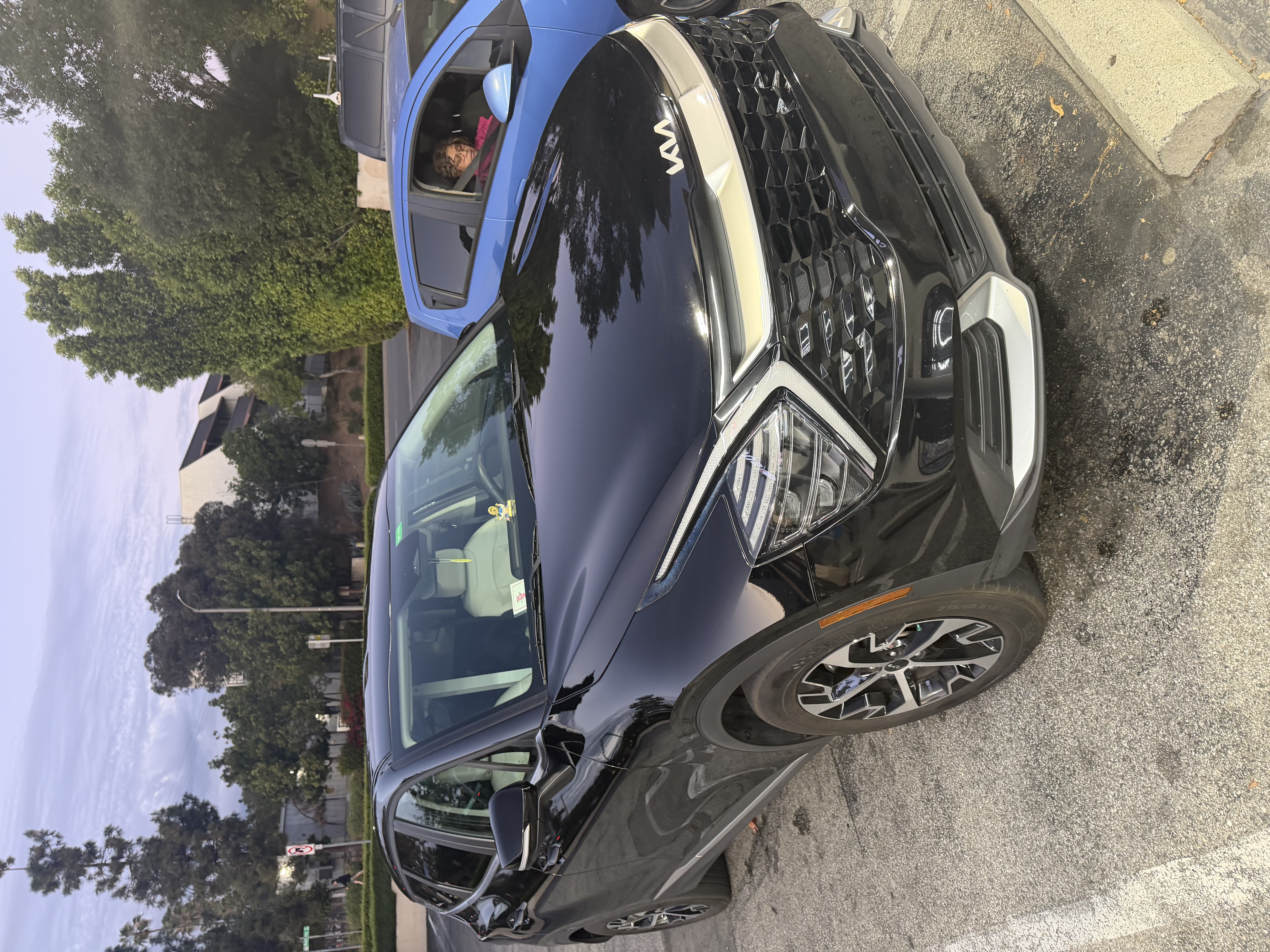 Used 2024 Kia Sportage EX FWD image 11