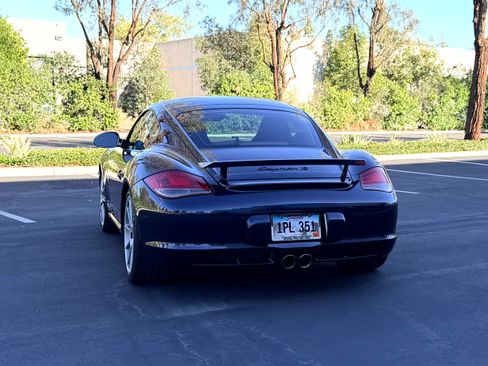 Used 2012 Porsche Cayman R image 10