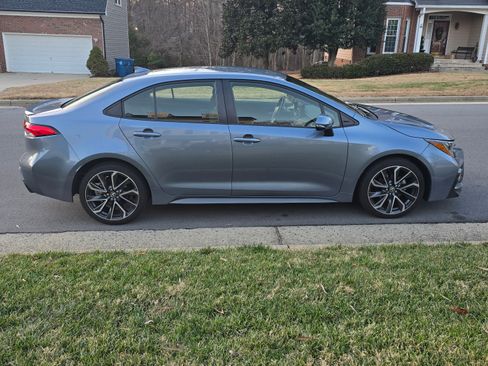 Used 2022 Toyota Corolla SE image 5