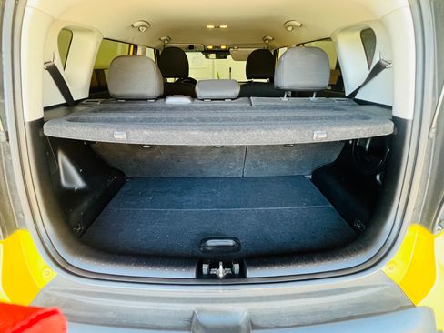Used 2015 Kia Soul + FWD image 14